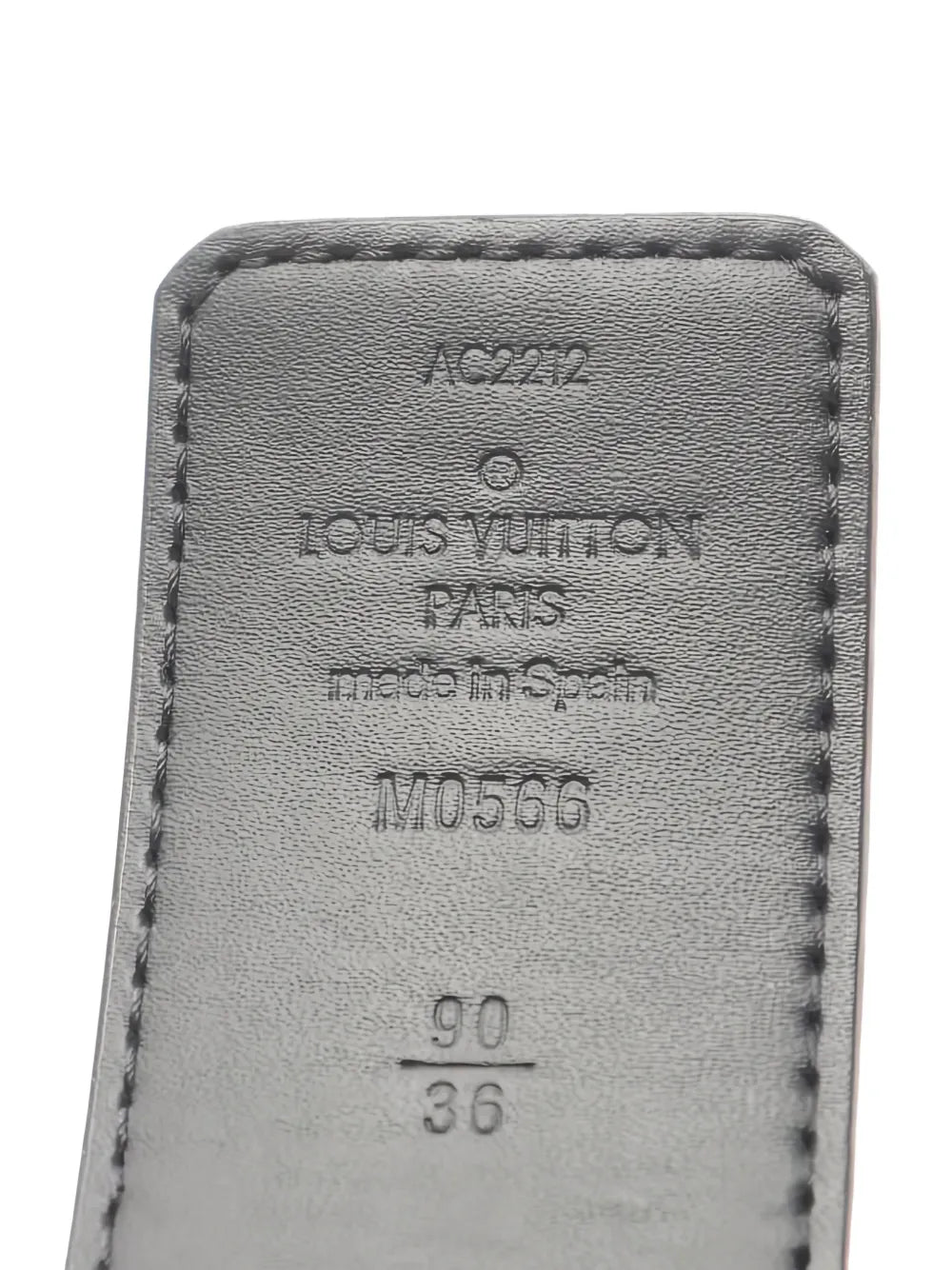 Louis Vuitton Cinto com fivela com o logotipo LV de 2022