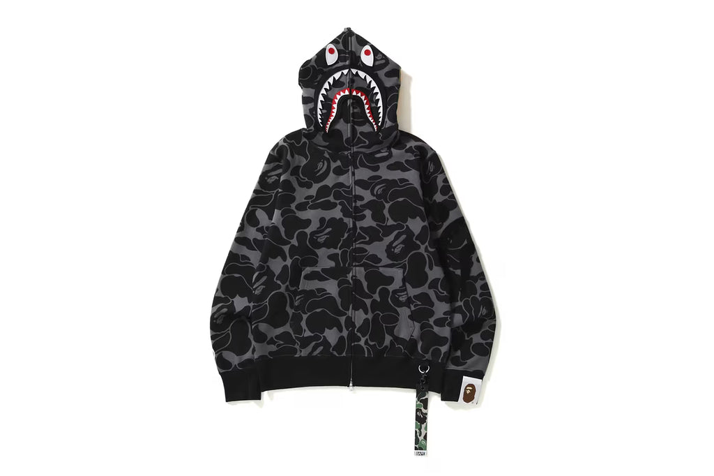A BAPE moletom com capuz Big ABC Solid Camo Shark.