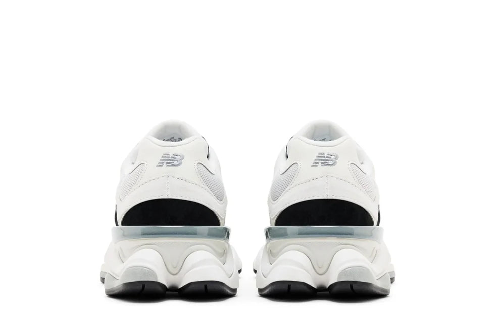 New Balance 9060 Reflection Black Suede Branco